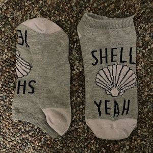 Shell Yeah Socks